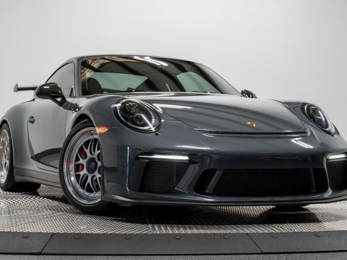 Used 2018 Porsche 911 GT3 RWD image 31