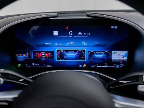 Used 2022 Mercedes-Benz SL 55 AMG 4MATIC image 32