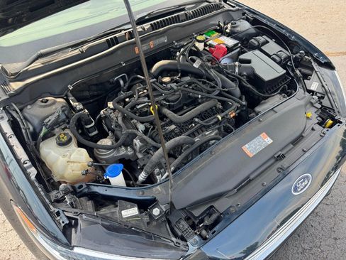 Used 2020 Ford Fusion SEL FWD image 25