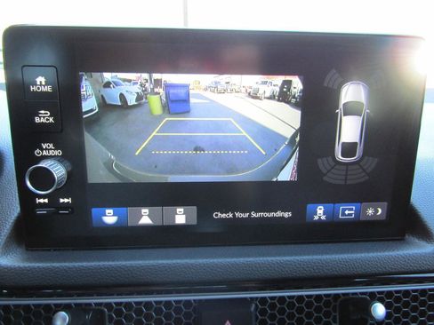 Used 2025 Honda Civic Sport Touring image 18