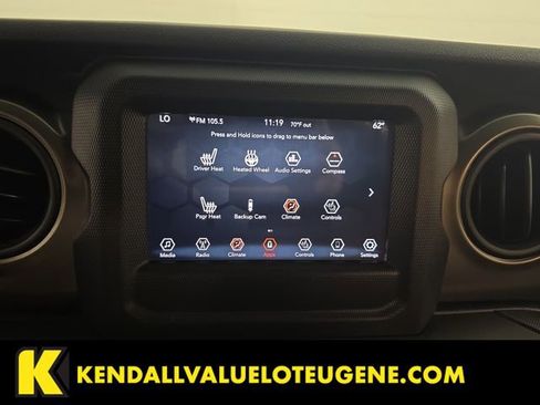 Used 2018 Jeep Wrangler Sport AWD/4WD image 14
