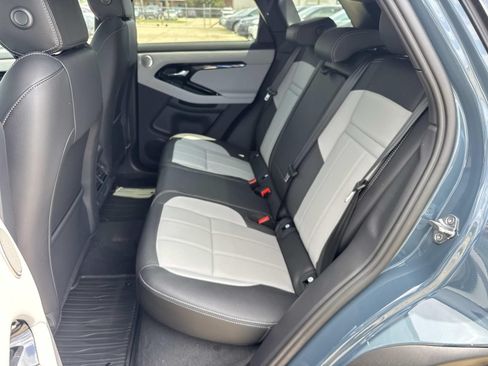 New 2026 Land Rover Range Rover Evoque Hoxton AWD/4WD image 8