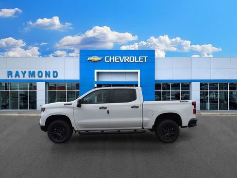 New 2026 Chevrolet Silverado 1500 LT Trail Boss w/ Dark Appearance Package AWD/4WD image 7