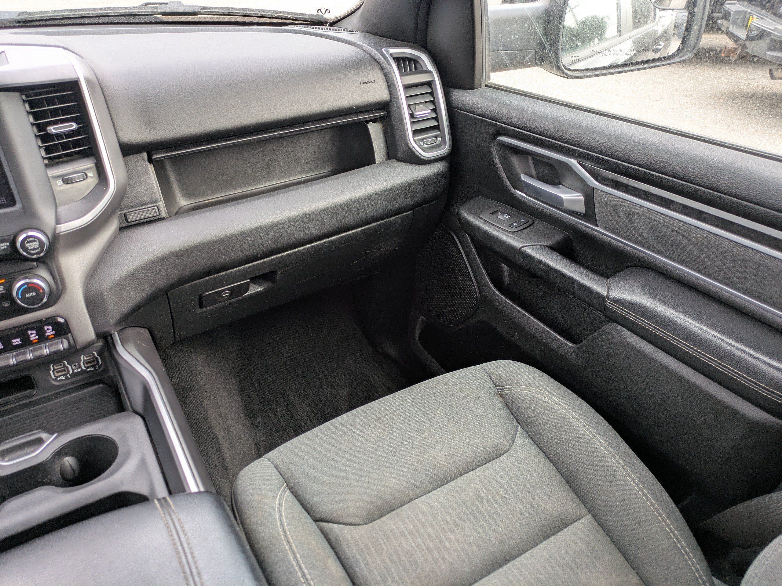 Used 2022 RAM 1500 Big Horn AWD/4WD image 16