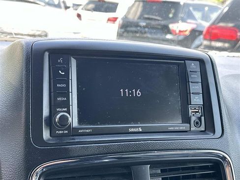 Used 2019 Dodge Grand Caravan GT FWD image 16