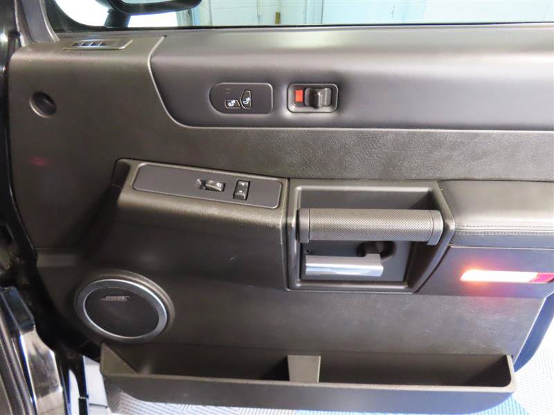 Used 2005 HUMMER H2 w/ Preferred Equipment Group AWD/4WD image 37