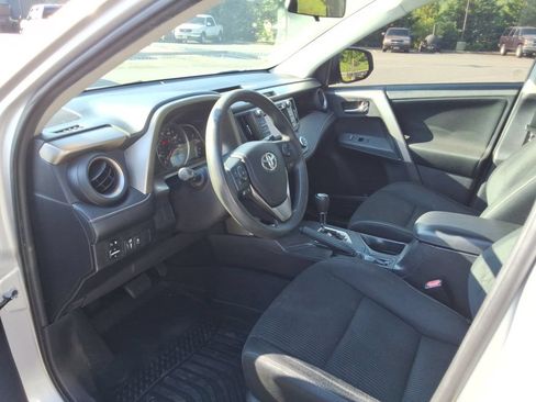 Used 2015 Toyota RAV4 XLE w/ Preferred Accessory Package FWD image 22