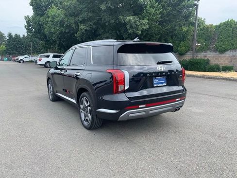 Certified 2024 Hyundai Palisade Limited image 3