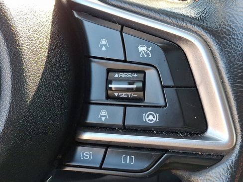 Used 2023 Subaru Crosstrek 2.5i Limited w/ Moonroof Package image 23