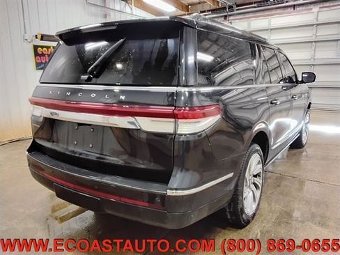 Used 2024 Lincoln Navigator L Reserve AWD/4WD image 3