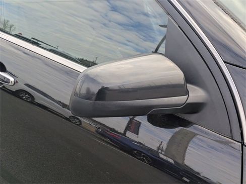 Used 2009 Pontiac G8 GT w/ Premium Package image 12