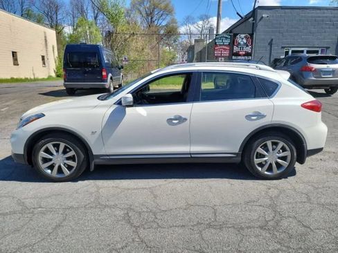 Used 2017 INFINITI QX50 AWD w/ Premium Plus Package image 8