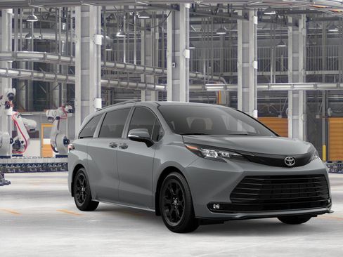New 2026 Toyota Sienna XLE Woodland Edition image 15