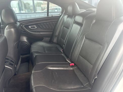 Used 2015 Ford Taurus Limited FWD image 14