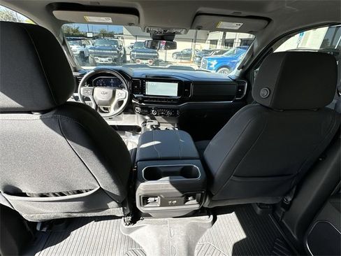 Used 2024 Chevrolet Silverado 1500 LT Trail Boss w/ Convenience Package II image 30