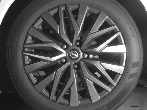 Used 2025 Nissan Altima 2.5 SV image 14