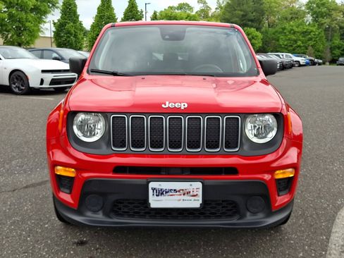 New 2023 Jeep Renegade Latitude AWD/4WD image 8