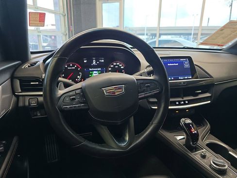 Used 2022 Cadillac CT4 V w/ Cold Weather Package image 18