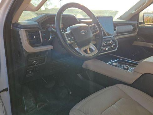 Used 2024 Ford Expedition Max Limited image 22