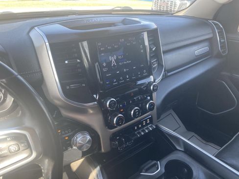 Used 2021 RAM 1500 Laramie AWD/4WD image 15