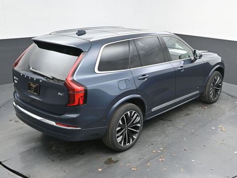 New 2026 Volvo XC90 B6 Ultra image 37