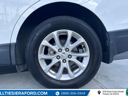 Used 2019 Chevrolet Equinox LS w/ LS Convenience Package image 12
