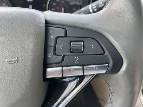 Used 2020 Cadillac XT6 Premium Luxury FWD image 26