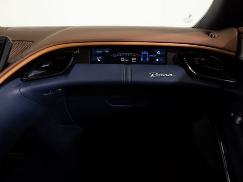 Used 2024 Ferrari Roma image 40