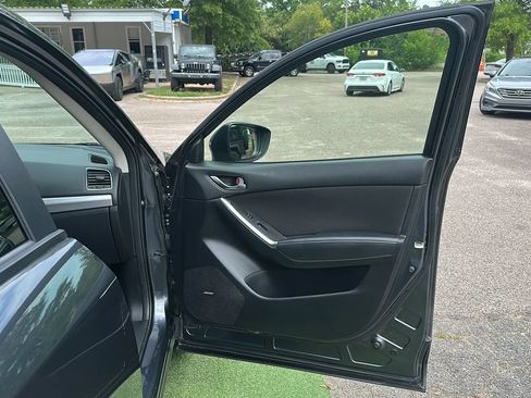 Used 2016 MAZDA CX-5 Touring w/ Bose/Moonroof Package FWD image 22