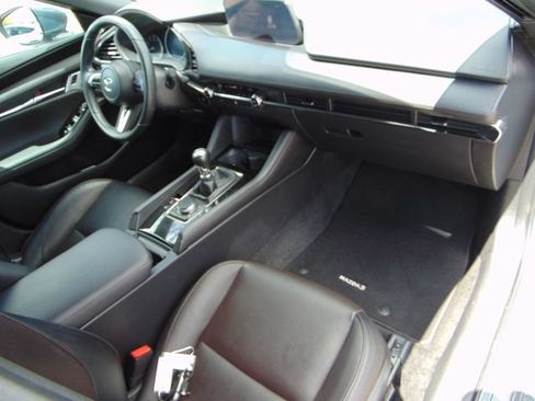Used 2024 MAZDA MAZDA3 s FWD image 26