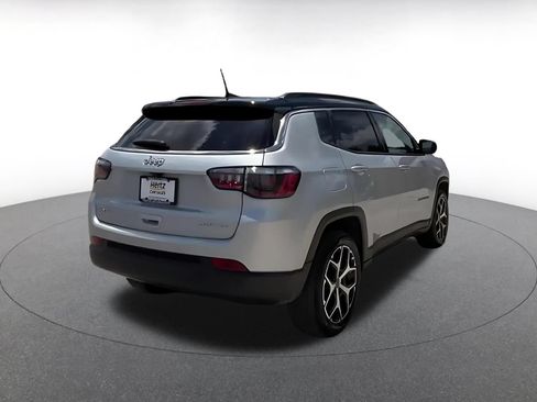 Used 2025 Jeep Compass Limited AWD/4WD image 15