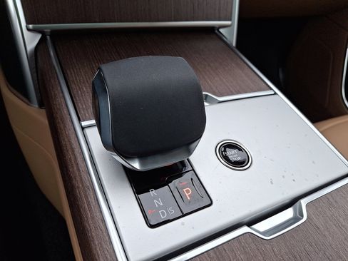 New 2026 Land Rover Range Rover SE AWD/4WD image 10