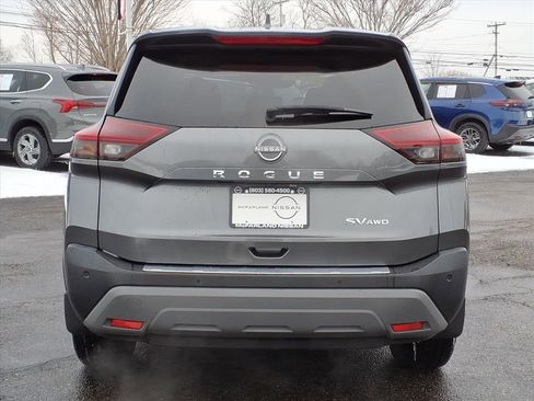 Certified 2023 Nissan Rogue SV image 30