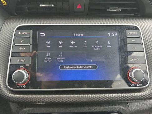 Used 2020 Nissan Kicks SV image 28