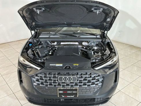 Used 2025 Audi Q5 2.0T Premium w/ Convenience Package image 18