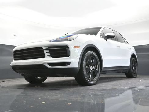 Used 2020 Porsche Cayenne AWD/4WD image 26