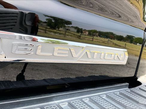 Used 2024 GMC Sierra 1500 Elevation w/ LPO, Elevation Black Package AWD/4WD image 8