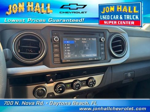 Used 2017 Toyota Tacoma 4x4 Access Cab image 19