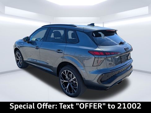 New 2026 Audi Q3 quattro 2.0T AWD/4WD image 5