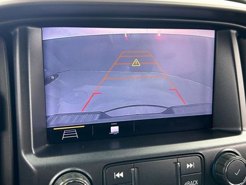 Used 2019 Chevrolet Colorado LT w/ LT Convenience Package RWD image 26