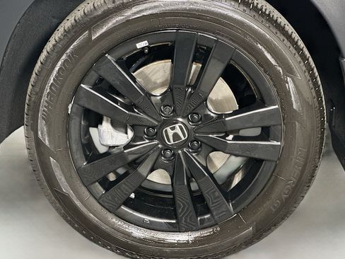 Used 2026 Honda HR-V Sport image 11