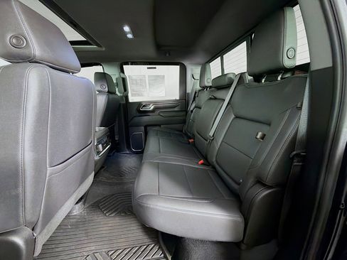 Used 2024 Chevrolet Silverado 3500 LTZ image 23