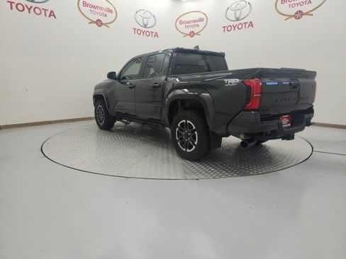 Used 2024 Toyota Tacoma TRD Sport image 6