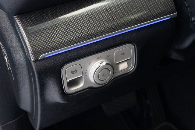 Used 2023 Mercedes-Benz GLE 350 w/ AMG Line Exterior image 7