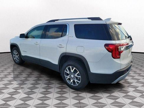 Used 2023 GMC Acadia SLT image 4