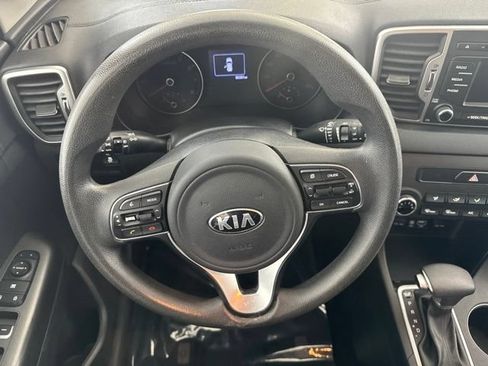 Used 2018 Kia Sportage LX AWD/4WD image 26