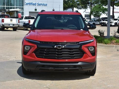 New 2026 Chevrolet TrailBlazer LT w/ Convenience Package FWD image 2