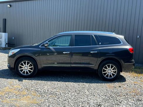 Used 2017 Buick Enclave Convenience FWD image 8