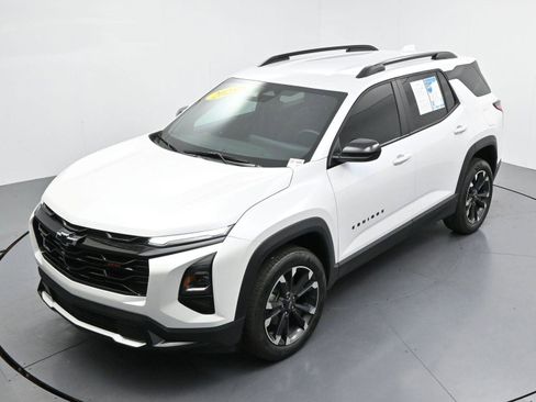 Used 2025 Chevrolet Equinox RS FWD image 37