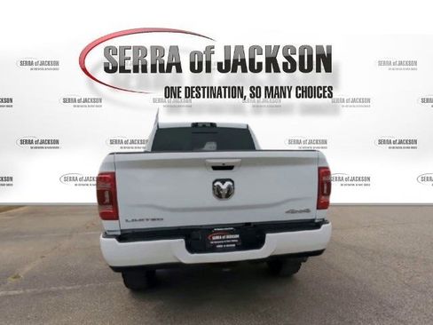 Used 2024 RAM 2500 Limited image 8